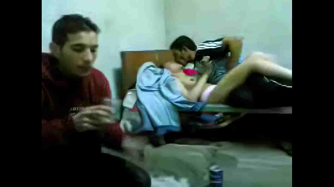 ما تخلص بئى.. سكس مصريين جماعي مع شرموطة مستعجلة